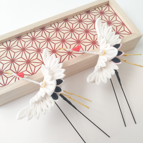 羽ばたく門出に❁ 鶴 白 つまみ細工髪飾り 七五三 成人式 結婚式