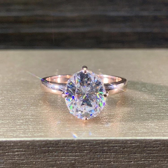 newデザイン】オーパルカットモアサナイト ダイヤリングK18WG