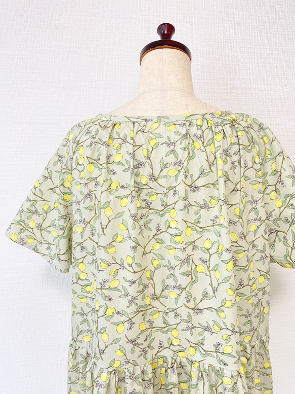 清爽檸檬短袖洋裝 *寬鬆插肩均碼 *100% 棉 *檸檬果花卉圖案 *苔蘚綠 第13張的照片