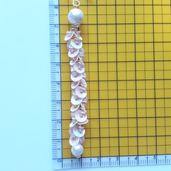 ピンクスパンコールのイヤリングアクセサリー / 9.00 cm 5枚目の画像