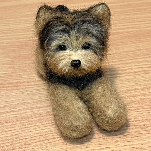羊毛フェルト　ハンドメイド　ヨークシャテリア　犬ヨーキーな〜に？ 羊毛フェルトハンドメイドヨークシャテリア犬ヨーキーな〜に？