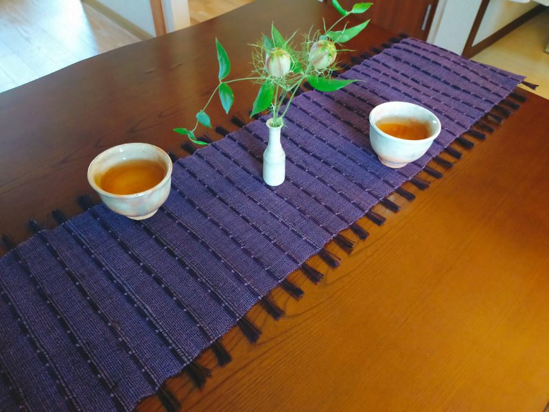 手しぼり本草木染テーブルセンター