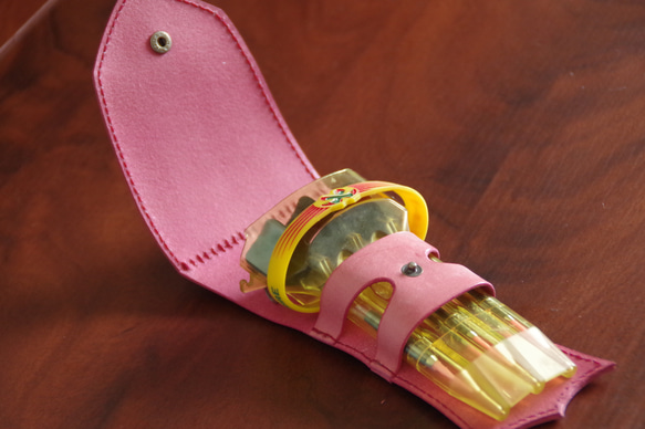 【ダーツケースホルダー】イタリアンレザー　手縫い　革小物　セミオーダー　名入れ無料　-tripletta- 5枚目の画像