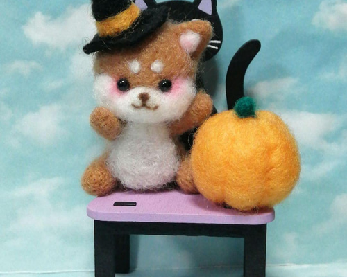 羊毛フェルト　かぼちゃな柴犬 羊毛フェルト ハロウィンな柴犬 羊毛フェルト 秋都 通販