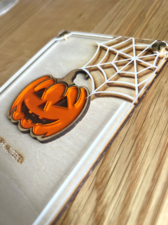 『ハロウィン・かぼちゃ』【真鍮金具×アクリル×木のアートパネル】ご自宅やプレゼントに☆ 11枚目の画像