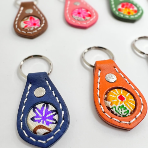 cøøkwoo様オーダー品　キーホルダー3本　ミニシデ14cm 1本 Okinawa 紅型 本革 キーホルダー キーホルダー minsa-collection