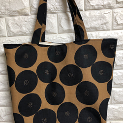 トモタケあんぱん柄のトートバッグ☆外ポケット付き☆ トートバッグ c