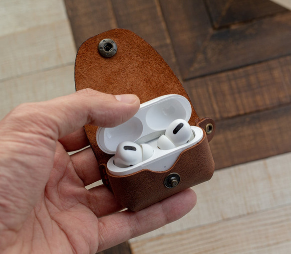 AirPods レザー ケース 6枚目の画像