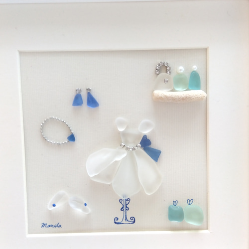 シーグラスアート〈ロイヤルブルーリボンのドレス〉 その他アート