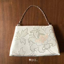 ＊Handbag ✳︎ハンドバッグ✳︎西陣✳︎パーティ✳︎上品✳︎プラチナ✳︎白金✳︎ 4枚目の画像