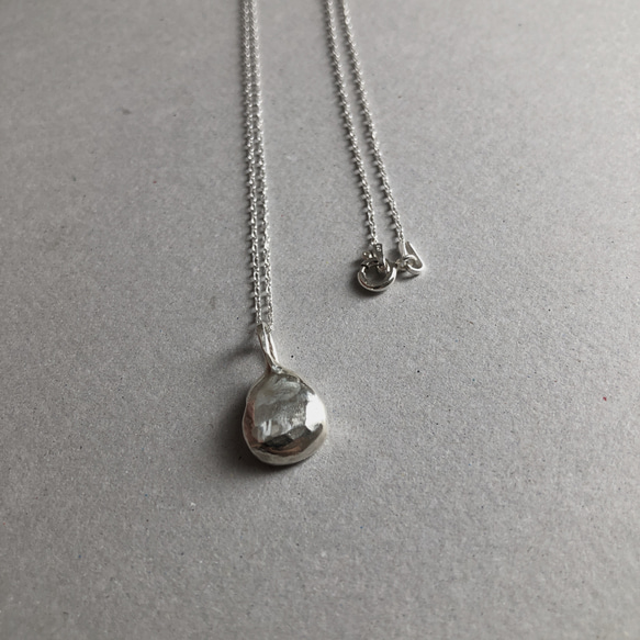 【特集掲載】melt necklace silver S size /シルバー/ネックレス/溶かした銀/シンプル 4枚目の画像
