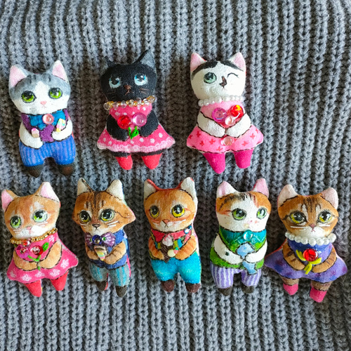 再再販オーダーをお受けいたします ぬいぐるみブローチ ブローチ muku2 