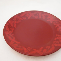 骨董漆器　赤平皿に絵付け　実のある植物 5枚目の画像