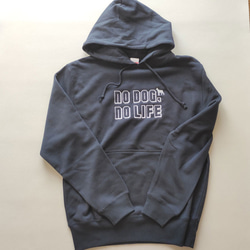 刺繍フード付きパーカー　NO DOG,NO LIFE 1枚目の画像