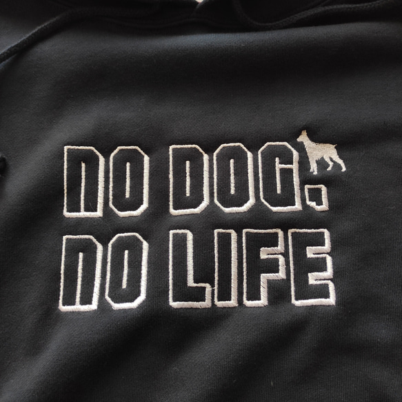 刺繍フード付きパーカー　NO DOG,NO LIFE 3枚目の画像