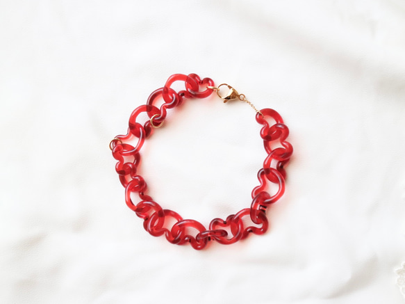 ガラスのハートのブレスレット 1枚目の画像