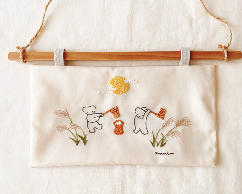 受注製作》椿 winter garden 刺繍タペストリー タペストリー