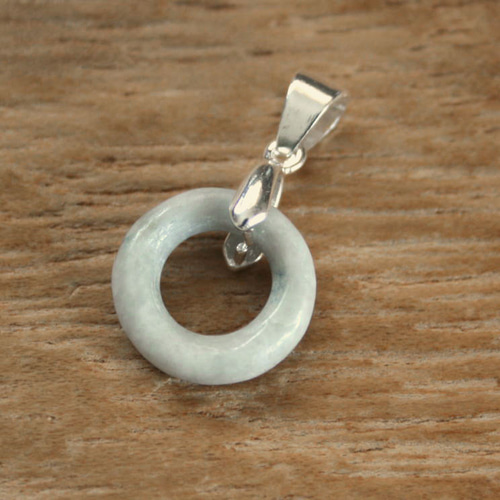 糸魚川翡翠ペンダント P01599 清山 作 12.8mm*12.8mm*3mm 糸魚川