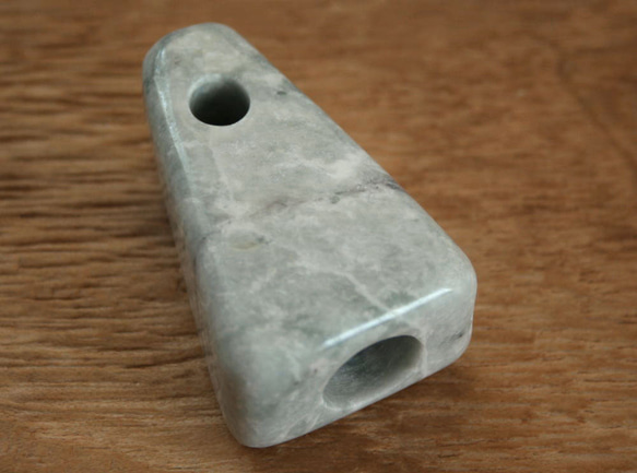 糸魚川翡翠石笛 C01596 清山 作 45mm*28.8mm*18mm 糸魚川産