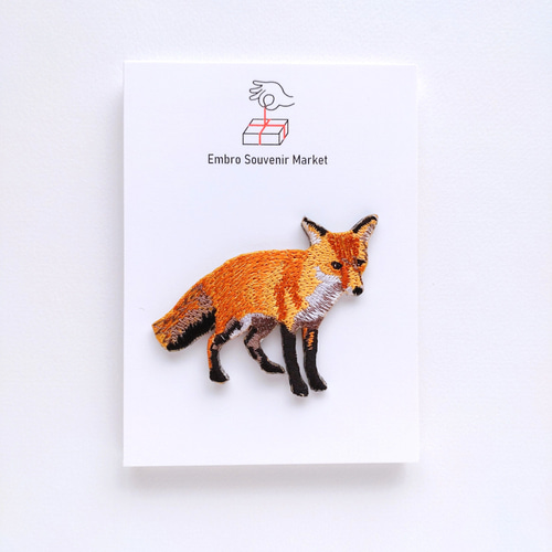 野生の キツネ 刺繍 ブローチ ブローチ EmbroSouvenirMarket 通販