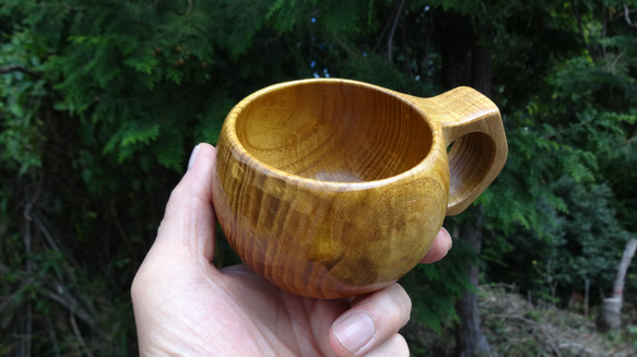 　黄金色の桑の一木彫りコーヒーカップ 4枚目の画像