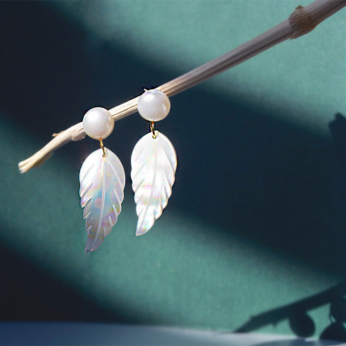 angel wings』天使の翼 ピアス 天然蝶貝 淡水真珠 イヤリング 