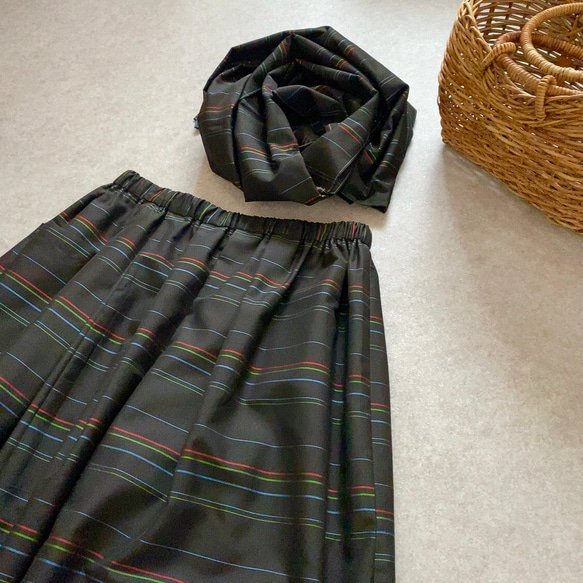 大島紬縞柄　着物リメイクレトロかわいいスカート&ストールのセット(ボーダー) 5枚目の画像