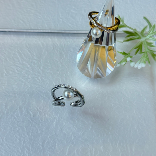 Swarovskiイヤーカフ Ariana Grande x Swarovski イヤーカフ, バゲット・カット