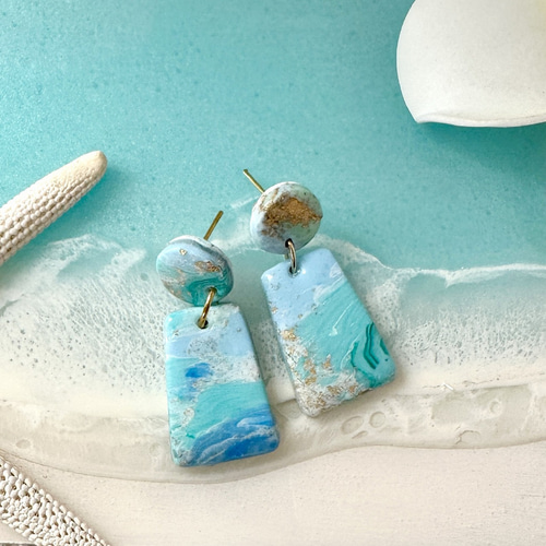 ポリマークレイ☆LAGOONピアス 短冊① ピアス（スタッド・一粒） Moana