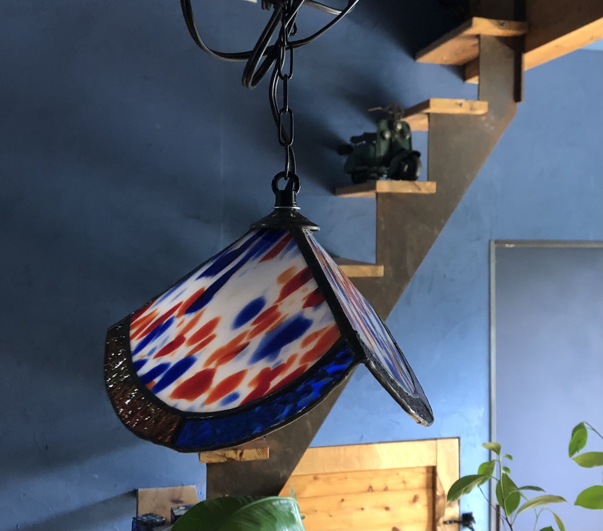 ☆ステンドグラス☆三角形のペンダントライト[マーブル]