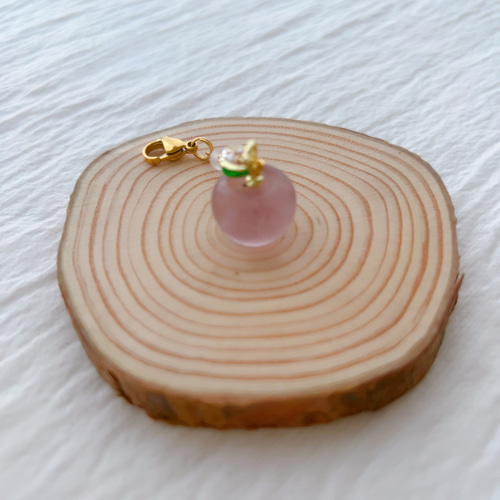 charm〗りんご フローライト ストラップ チャーム リンゴモチーフ