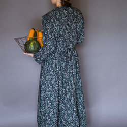 [訂做] 傳統阿米甚連衣裙 ◇亞麻混棉 *水彩花卉圖案（深綠色）* 第6張的照片
