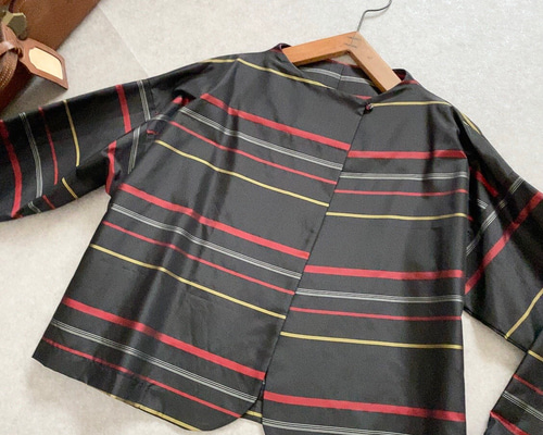 大島紬縞柄 着物リメイクレトロかわいいボトルネックジャケット