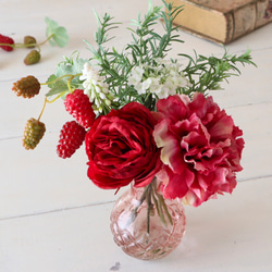 Creema限定ワケありの逸品《ずっと咲いてる》真っ赤なバラ＆ベリー＆ハーブ（無料ラッピング） 6枚目の画像