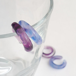 くすみパステル&クリア　スリム2つセット　薄紫&紫　ガラス　イヤーカフ　 4枚目の画像