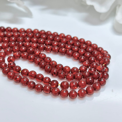 レア！ 4mm 4個 アンバー（琥珀） 天然 ラウンド 丸玉 ビーズ 無染色