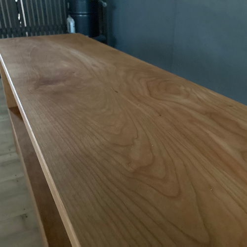 ブラックチェリー無垢材の3連引き出しテレビボード｜サイドテーブル