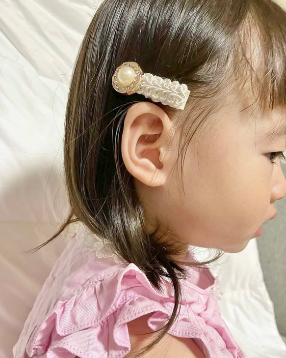 ベビー　ヘアクリップ　2点セット　リボン　キッズ　出産祝い　アイボリー　ブラウン 3枚目の画像