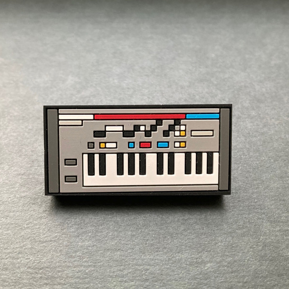 【ピンバッジ】シンセ　ラバーピンバッジ／ 03：ANALOG SYNTHESIZER 4枚目の画像