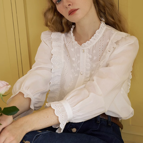 大人のフリルブラウス 長袖シャツブラウス レース切替 刺繍入り