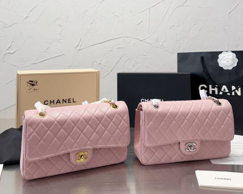 【大人気＊シンプルで使える♡】CHANEL ショルダーバッグ スマホ以外にも♡【 CHANEL 】シャネル スマホホルダー 25C