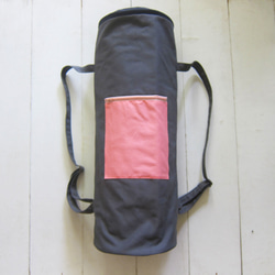 Canvas Yoga Bag - Charcoal + Salmon 1枚目の画像