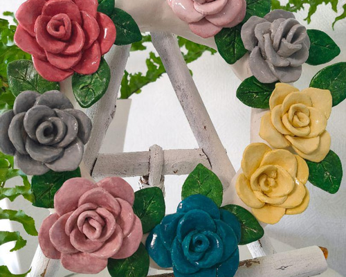 石粉粘土の❤陶器なお花リース❤ リース ☆Gallery☆編み魔女 通販