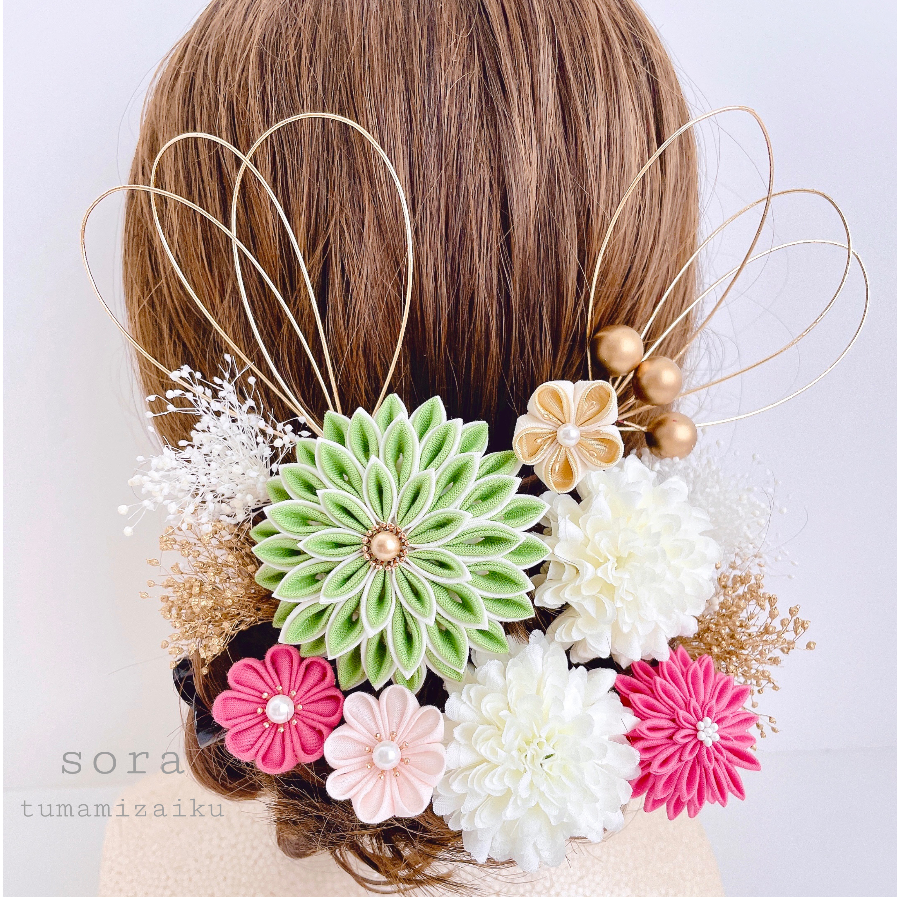 つまみ細工　髪飾り　ポンポンマム　＊ピンク×緑＊　成人式　和装　七五三　結婚式　卒業式　アーティフィシャルフラワー