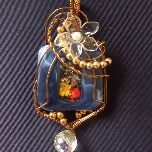 No.10 場所を選ばず着飾れる華のワイヤーラッピングネックレス