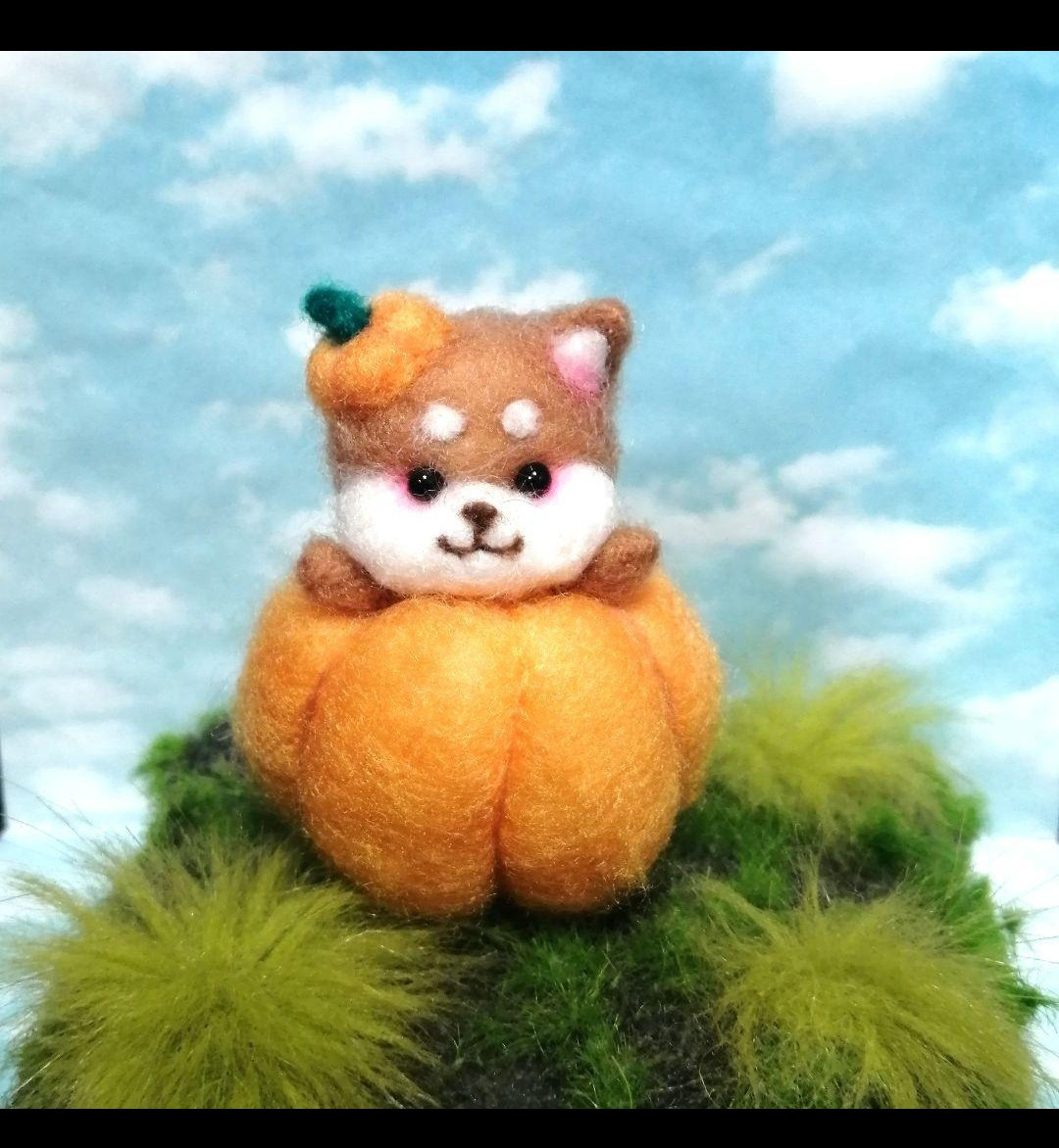 羊毛フェルト　かぼちゃな柴犬 羊毛フェルト かぼちゃ柴犬。 羊毛フェルト 秋都 通販 16417974