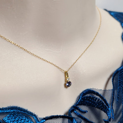 K18 タンザナイト・ダイヤモンドネックレスデイリーに装う贅沢さ 6枚目の画像