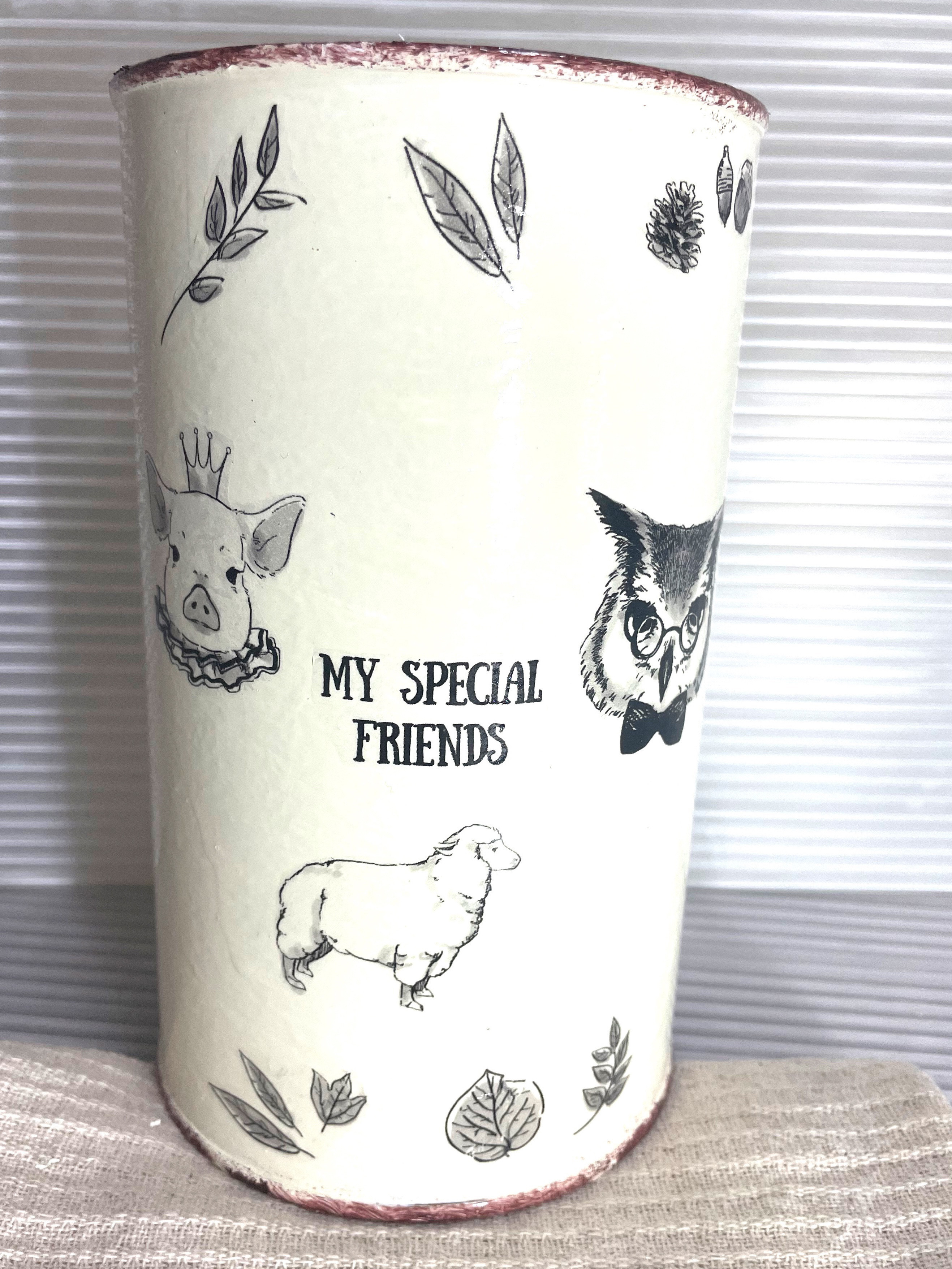 デコパージュ リメ缶☆G-12 I♡Strawberry&ハリネズミさん