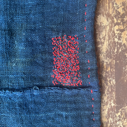 古布 蚊帳 リメイク ノースリーブ シャツ ブラウス 手縫い シンプルという個性 7枚目の画像