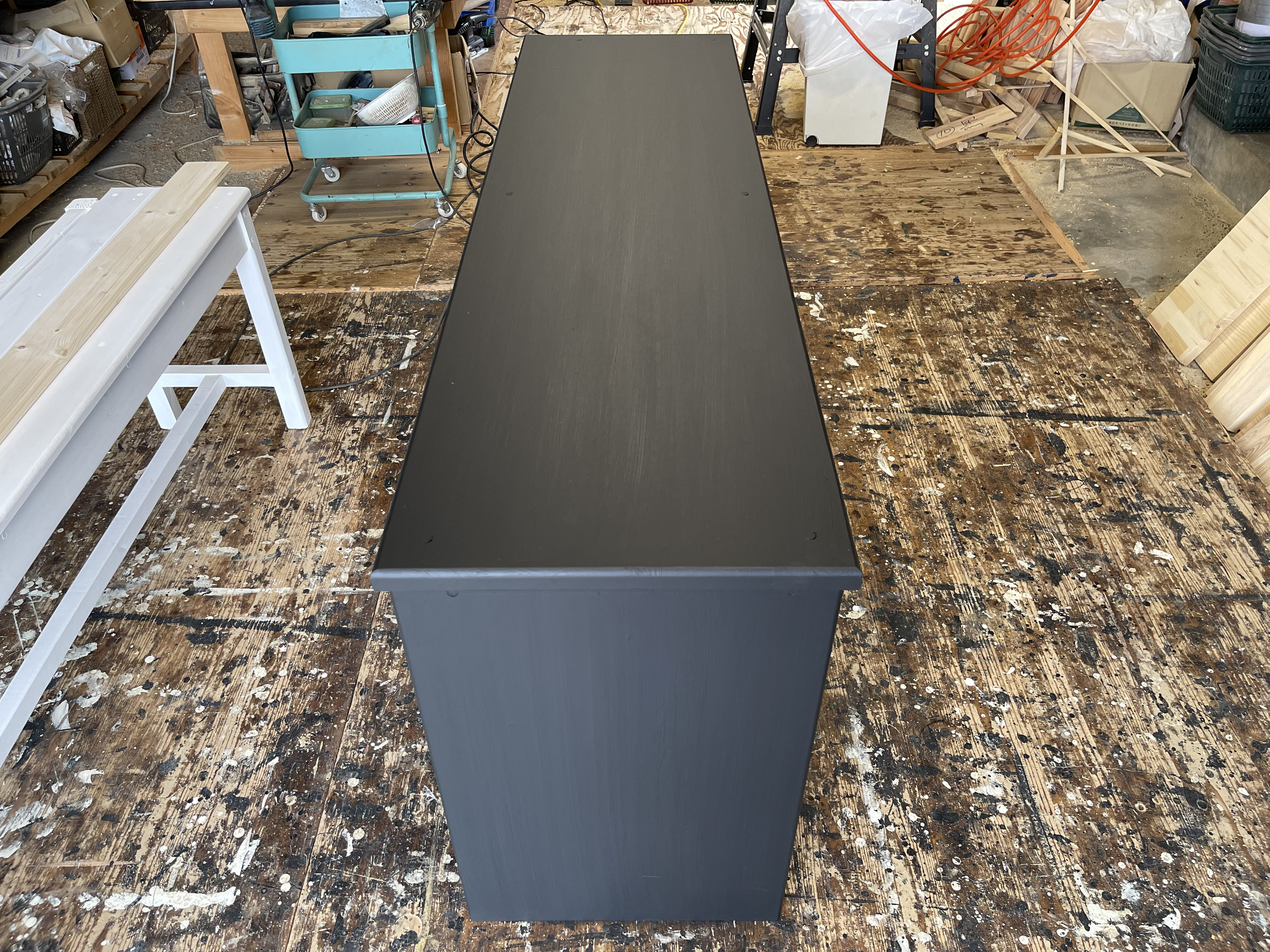 hotaru  キャビネット　リビング　ブラック　可動棚　アクリル窓　扉　引出し　収納　天然木　無垢材　オーダー可